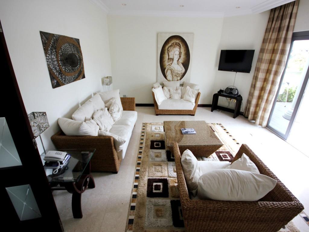 Radiance Premium Suites Dubai Phòng bức ảnh